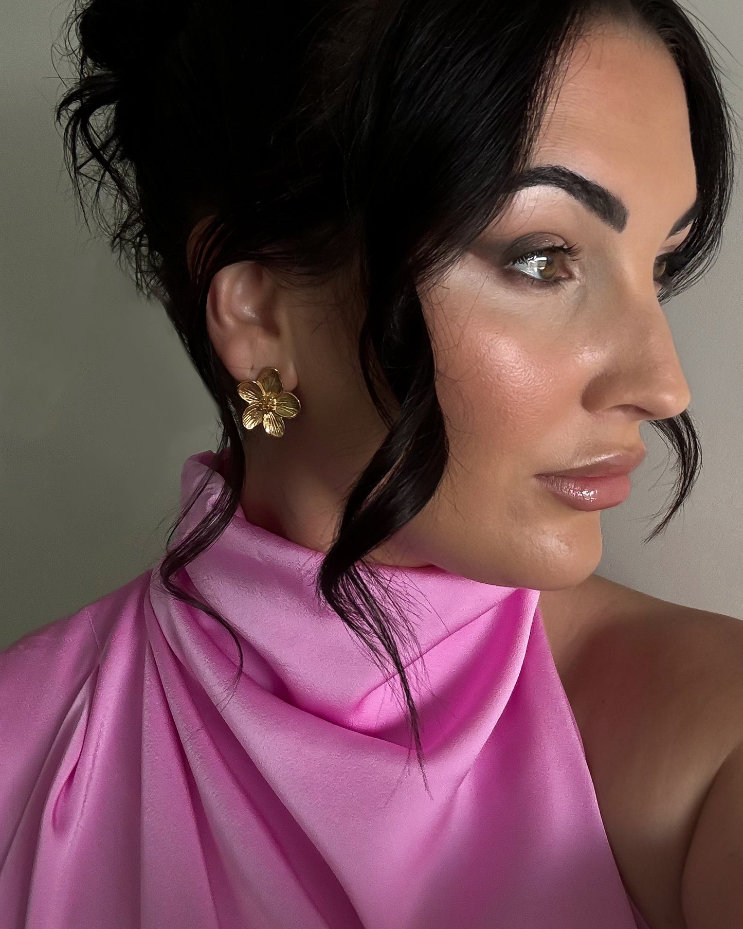 LOLA STUDS