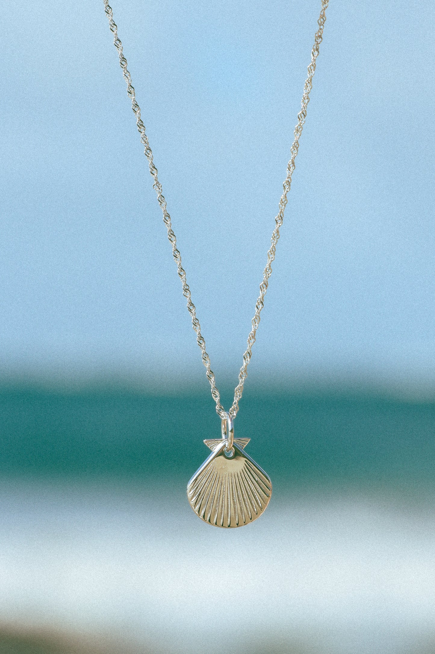 SHELL NECKLACE