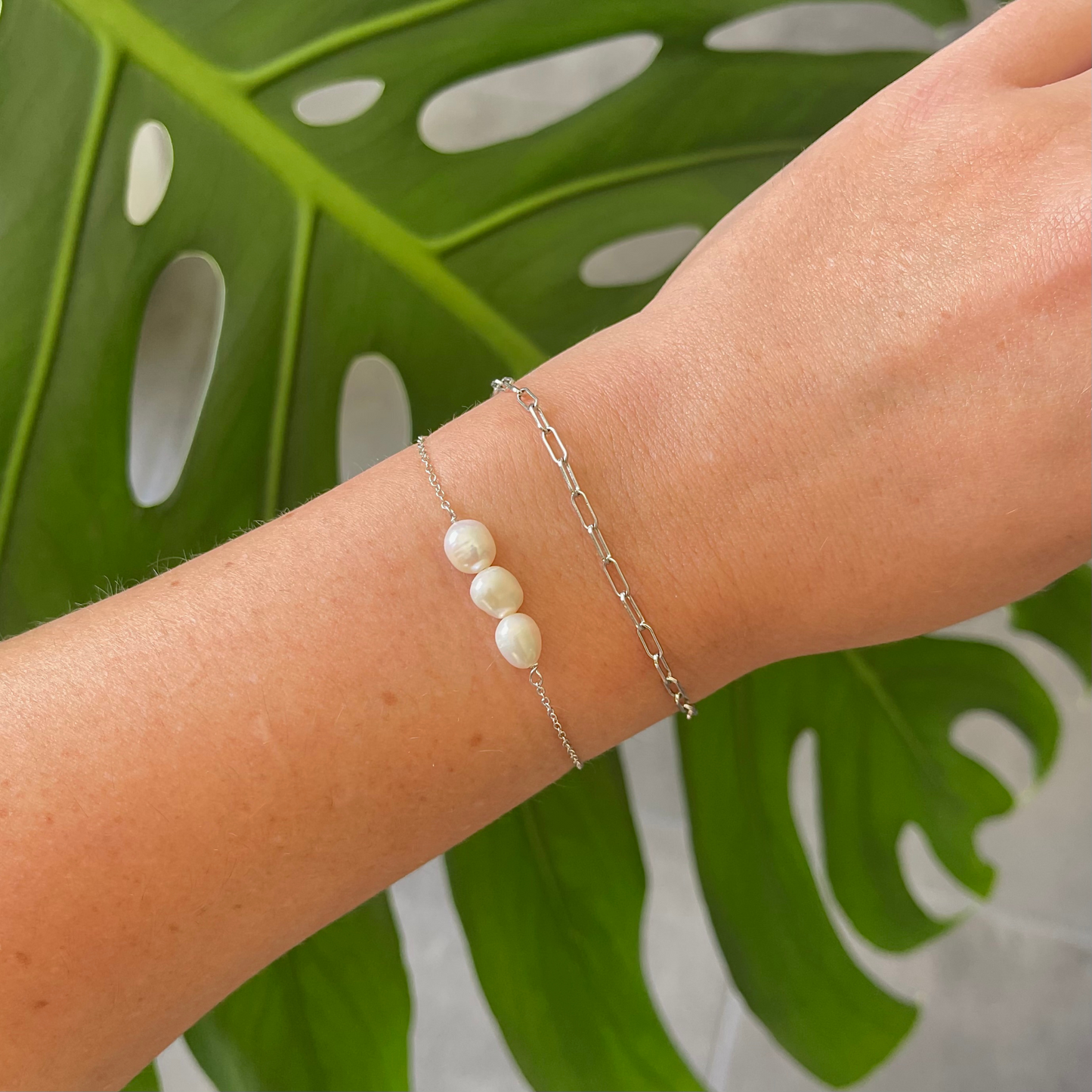 LILY PEARL BRACELET