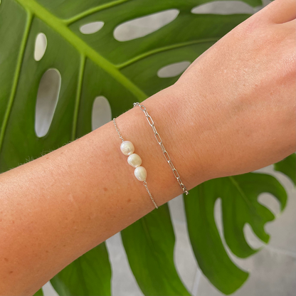 LILY PEARL BRACELET